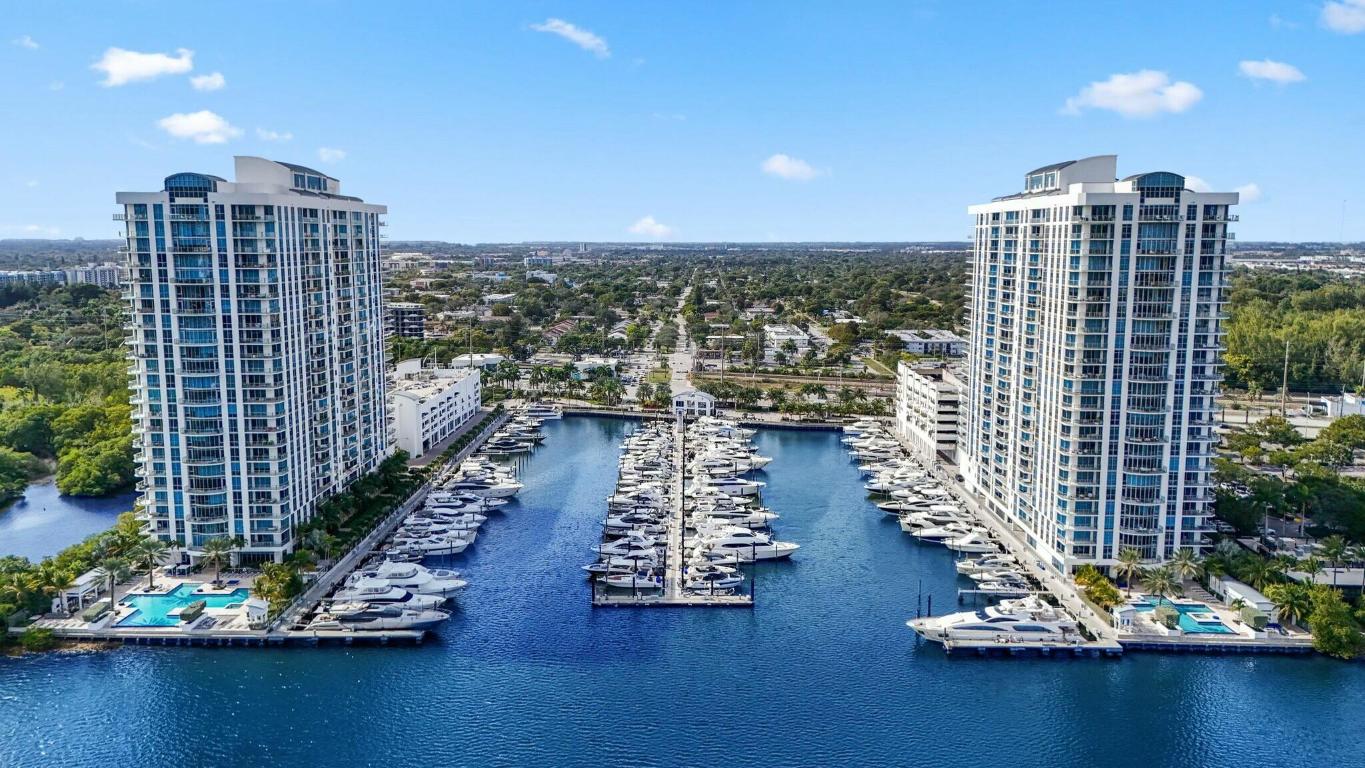 17301 Biscayne Boulevard 707