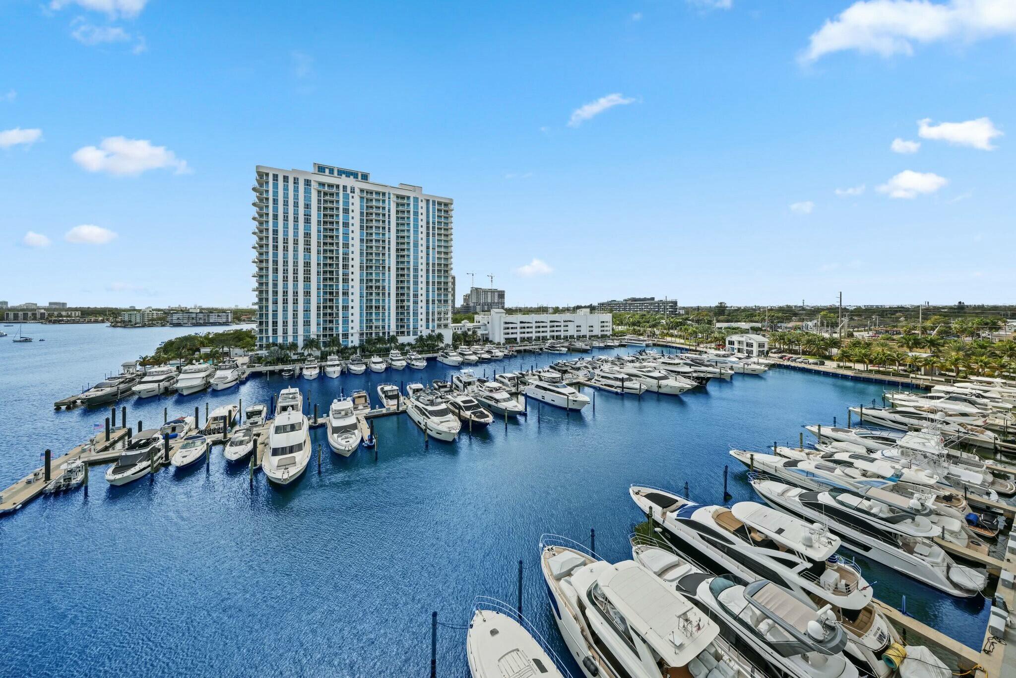 17301 Biscayne Boulevard 707