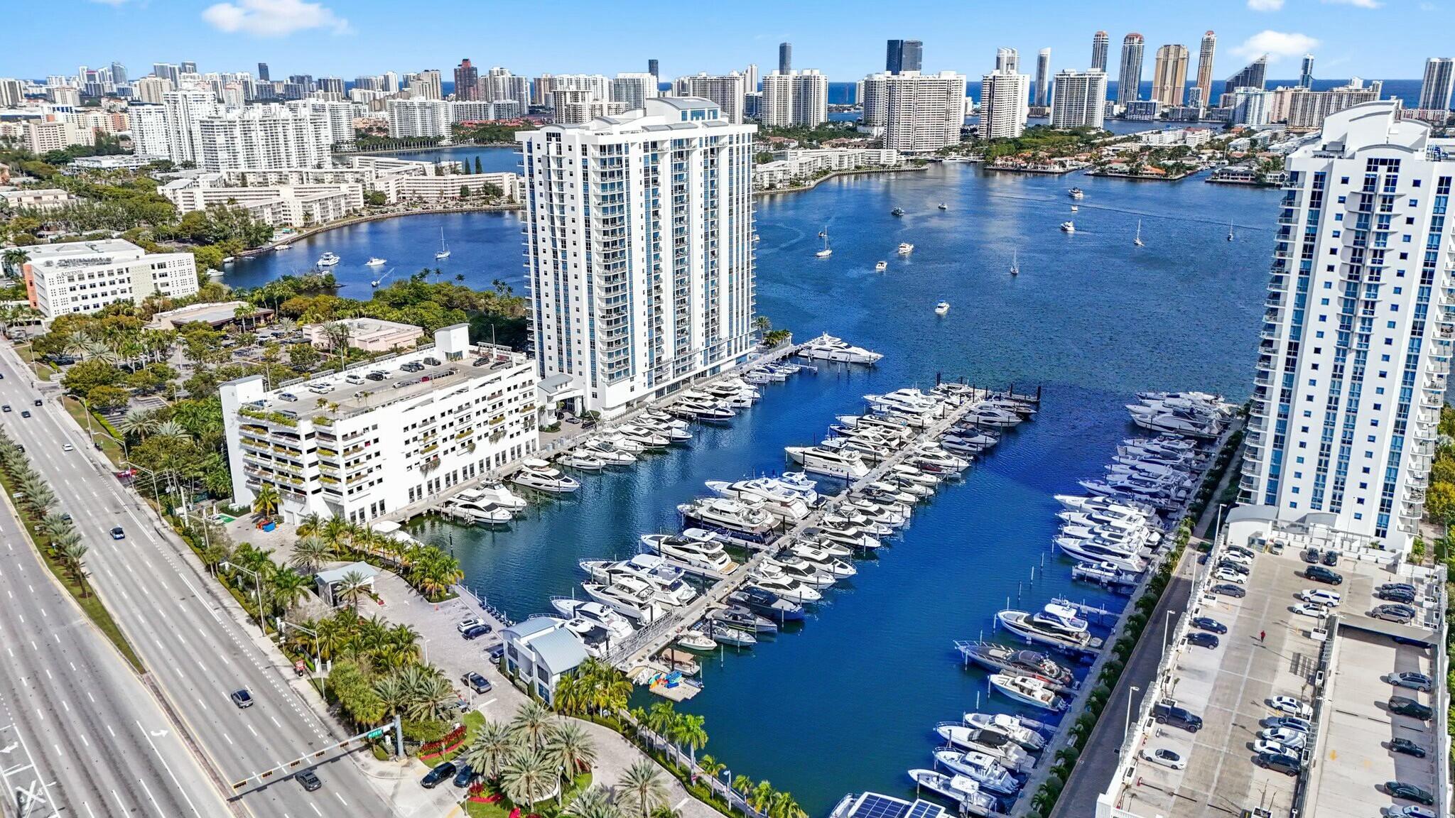 17301 Biscayne Boulevard 707