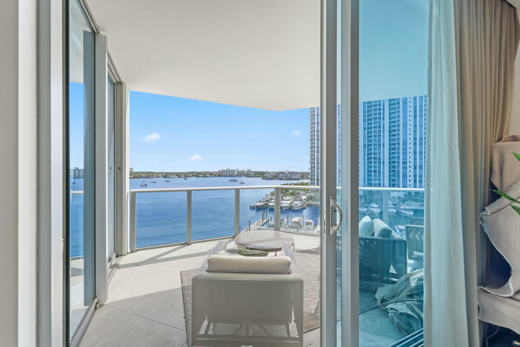 17301 Biscayne Boulevard 707