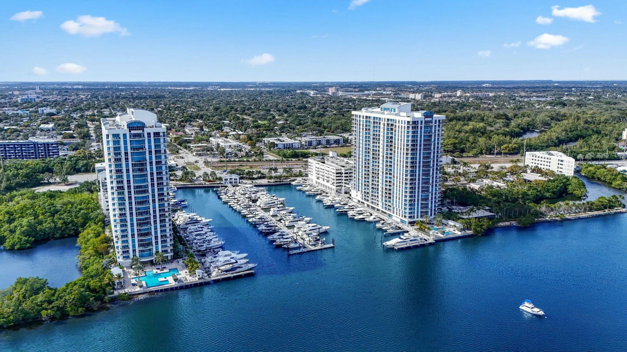 17301 Biscayne Boulevard 707