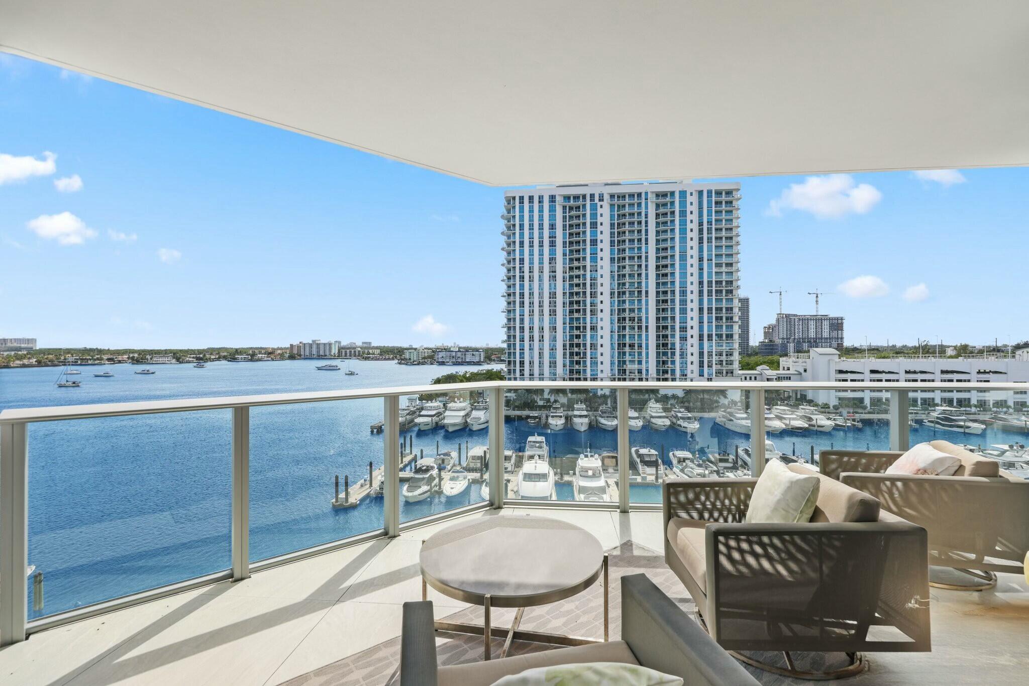 17301 Biscayne Boulevard 707