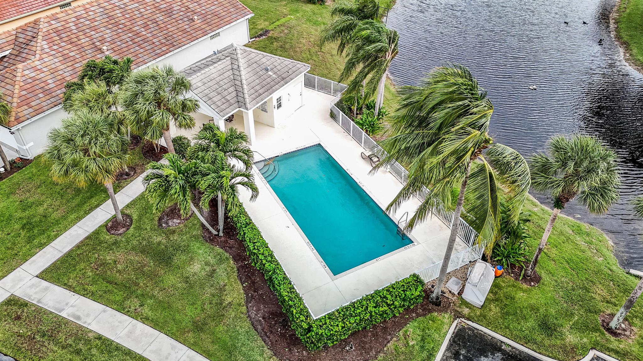 2840 Casa Way 202