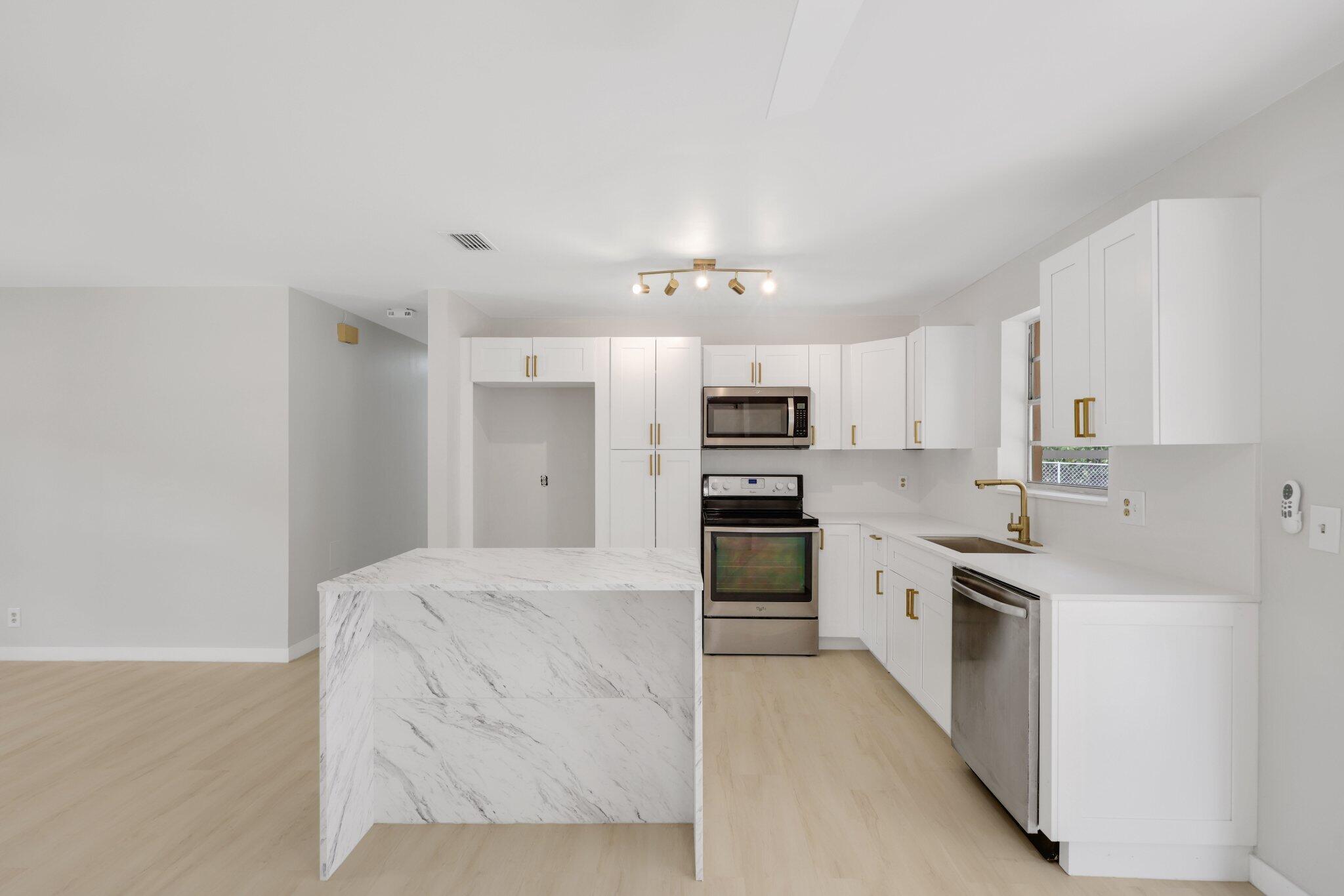 5312 Rose Marie Avenue S