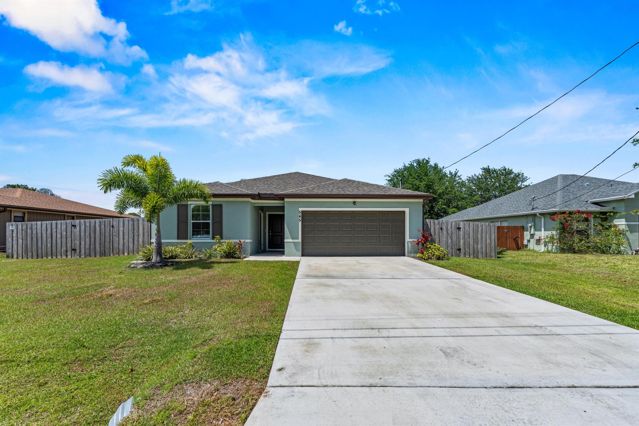 545 SW Duval Avenue