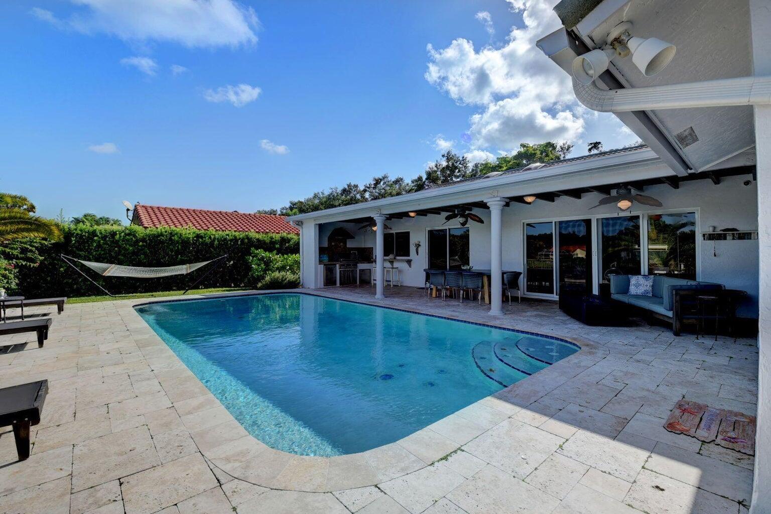 2621 NW 39th Street
