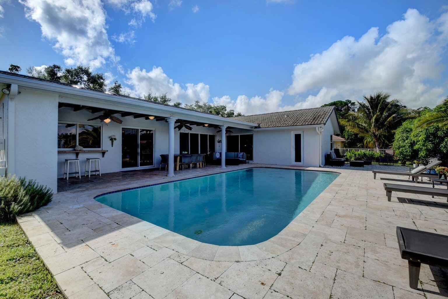 2621 NW 39th Street