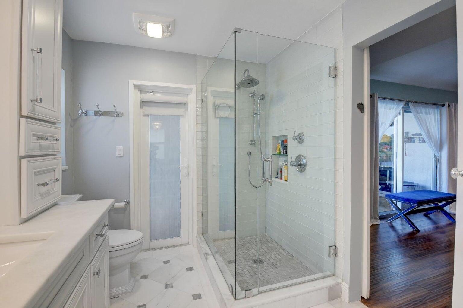 2621 NW 39th Street
