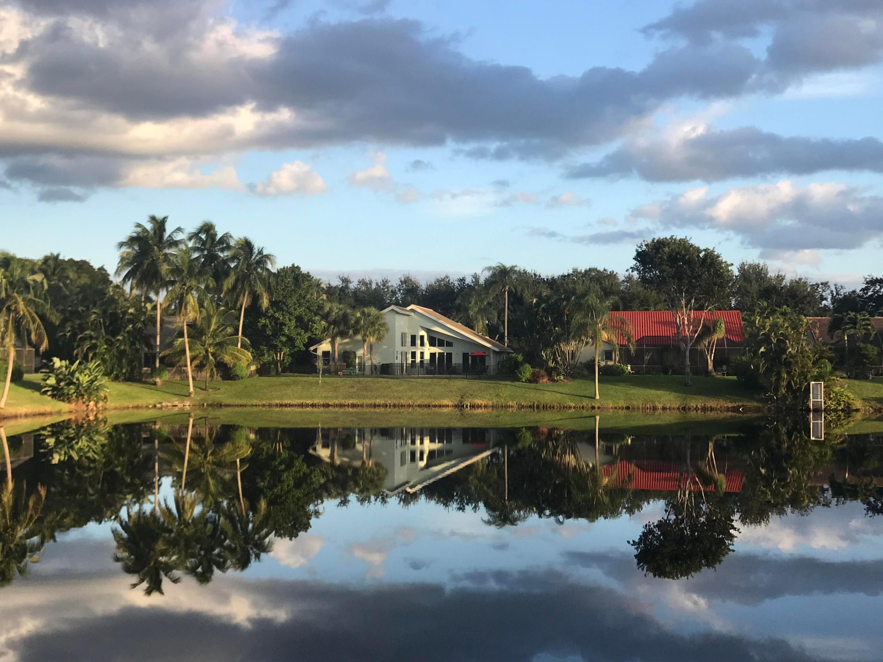 2621 NW 39th Street