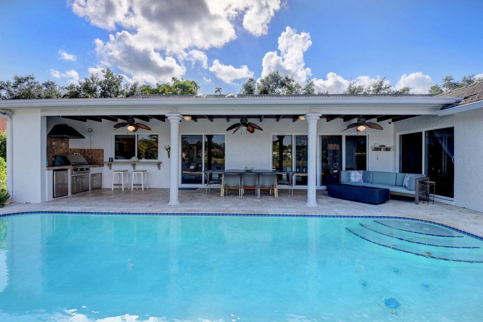 2621 NW 39th Street
