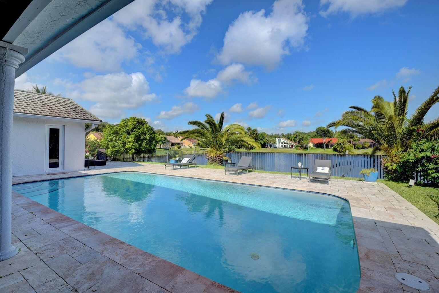 2621 NW 39th Street