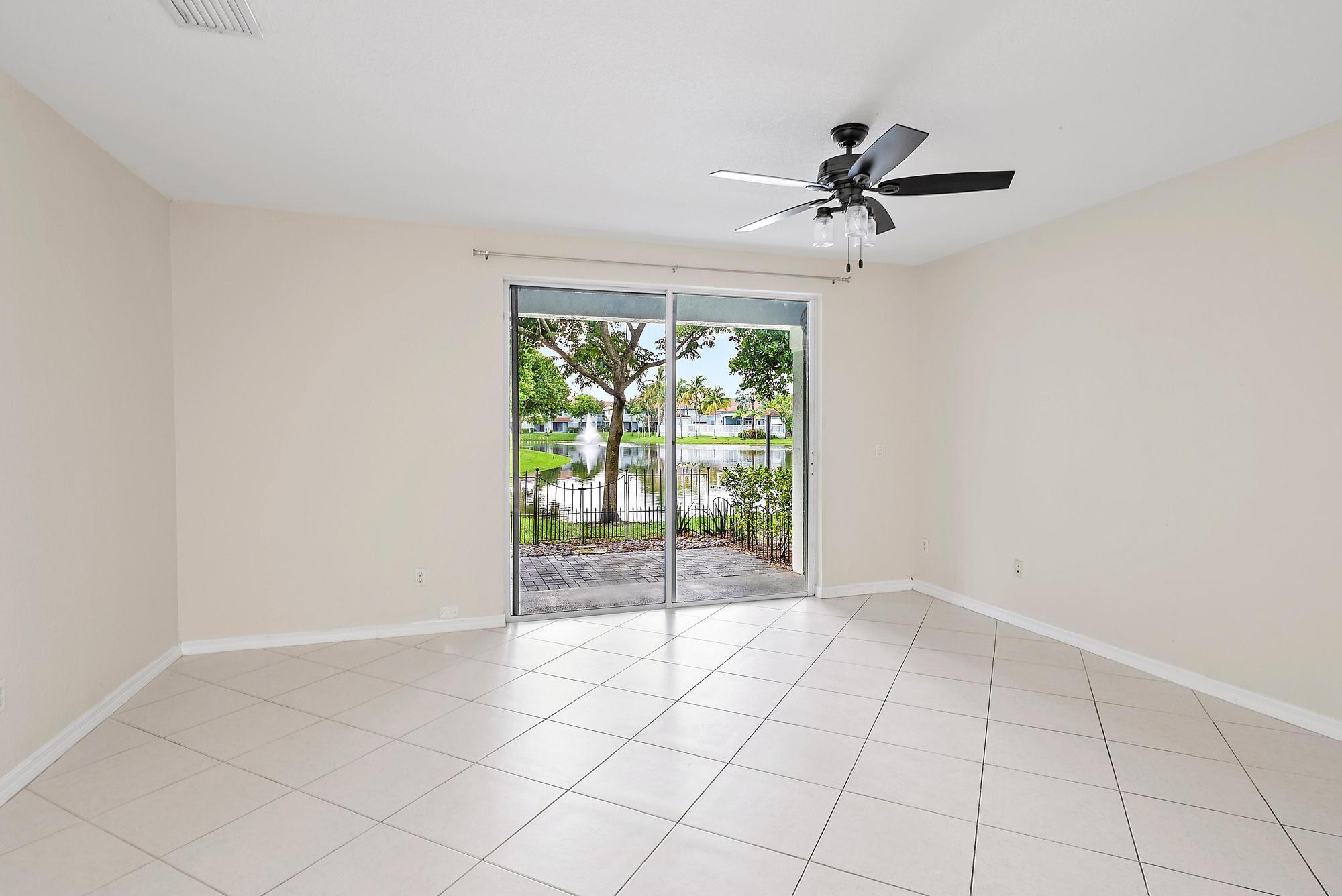 1925 Alamanda Way
