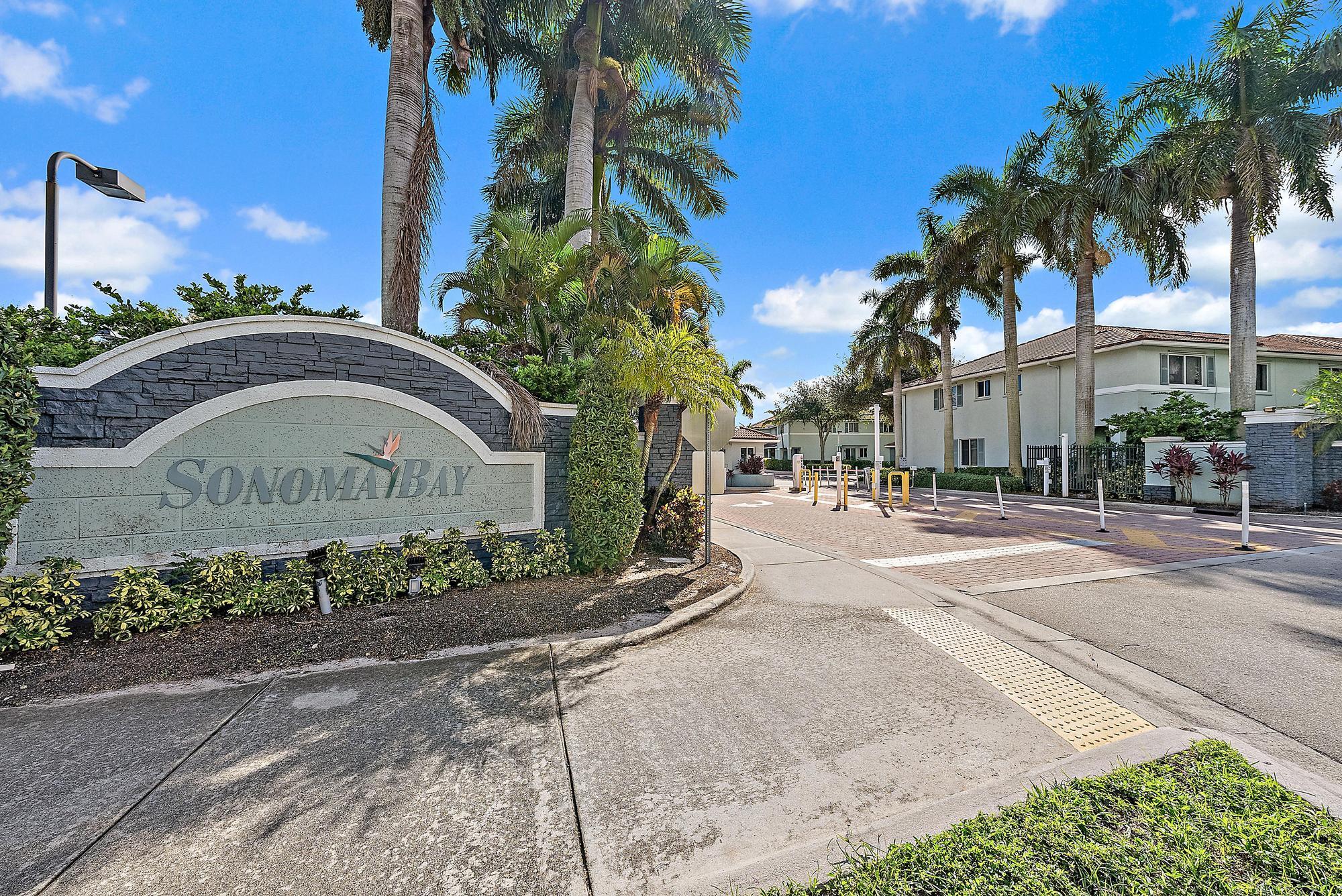 1925 Alamanda Way