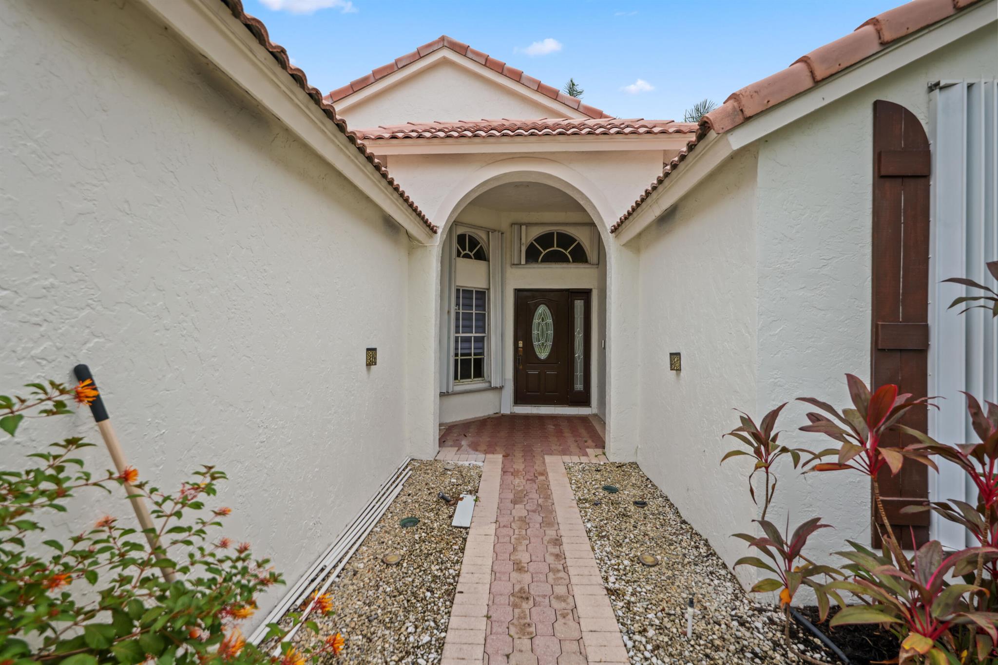 1971 Oak Berry Circle