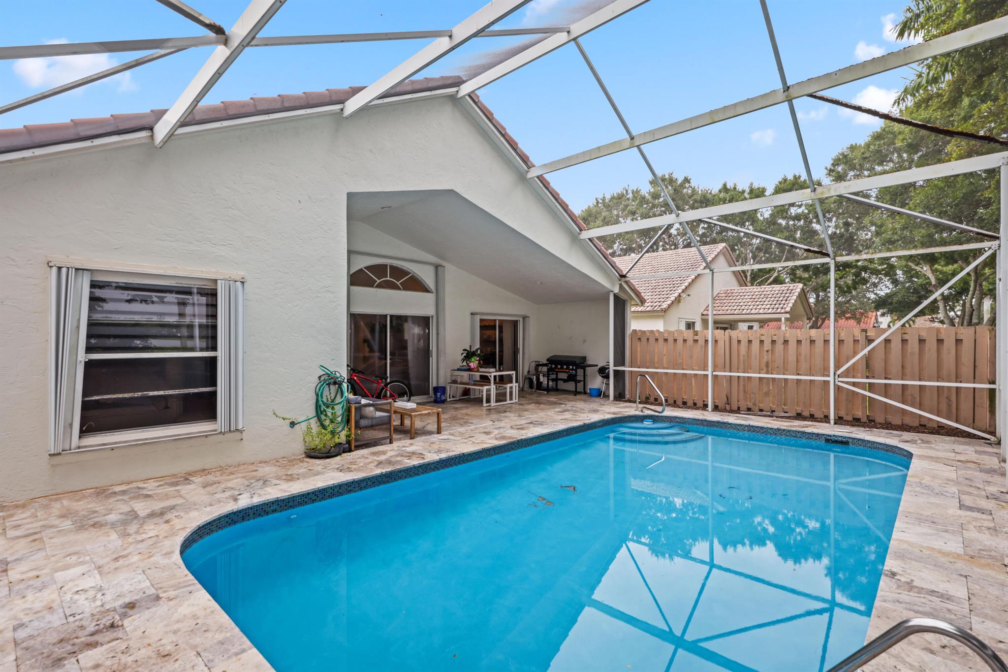1971 Oak Berry Circle