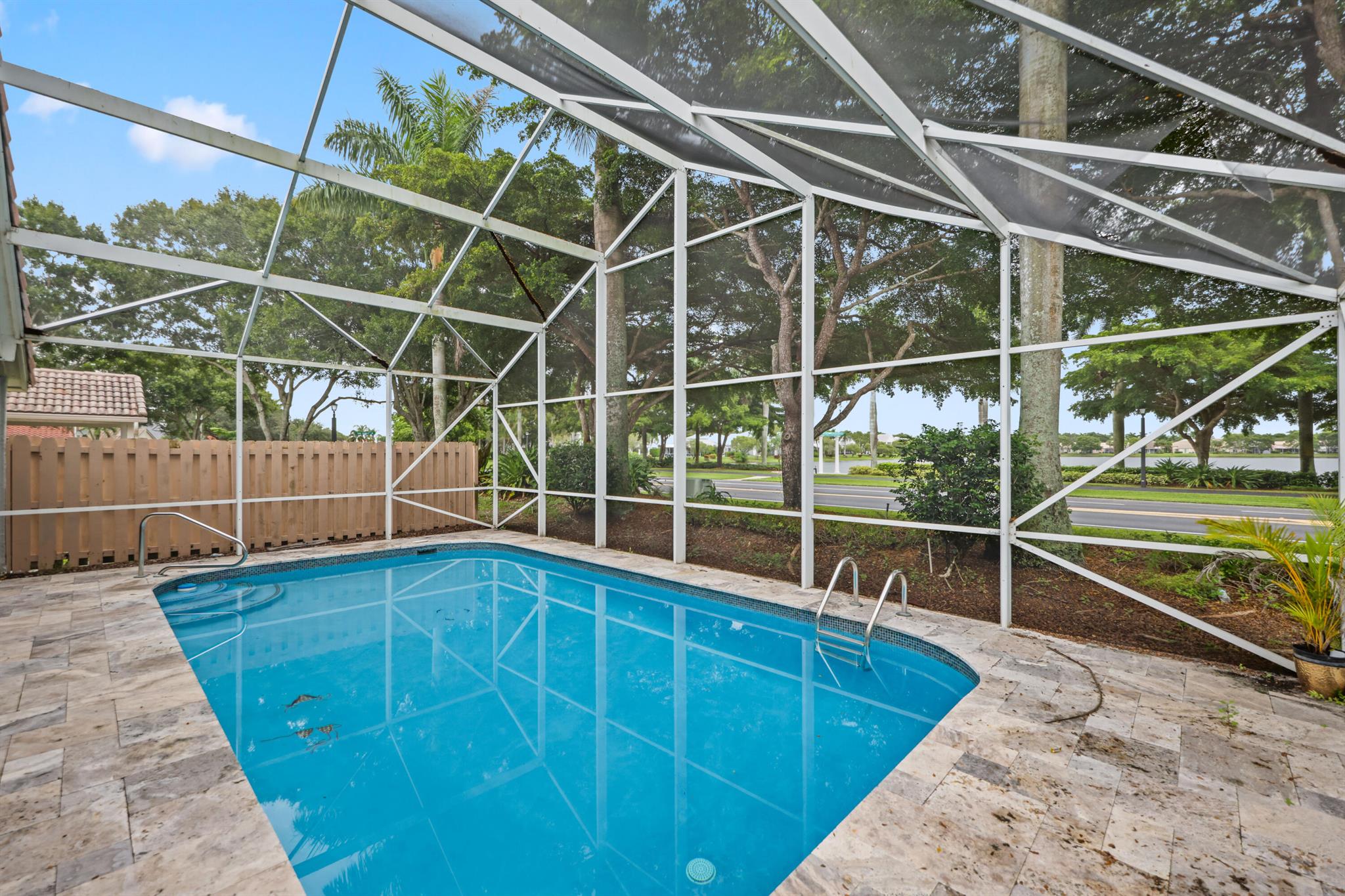1971 Oak Berry Circle