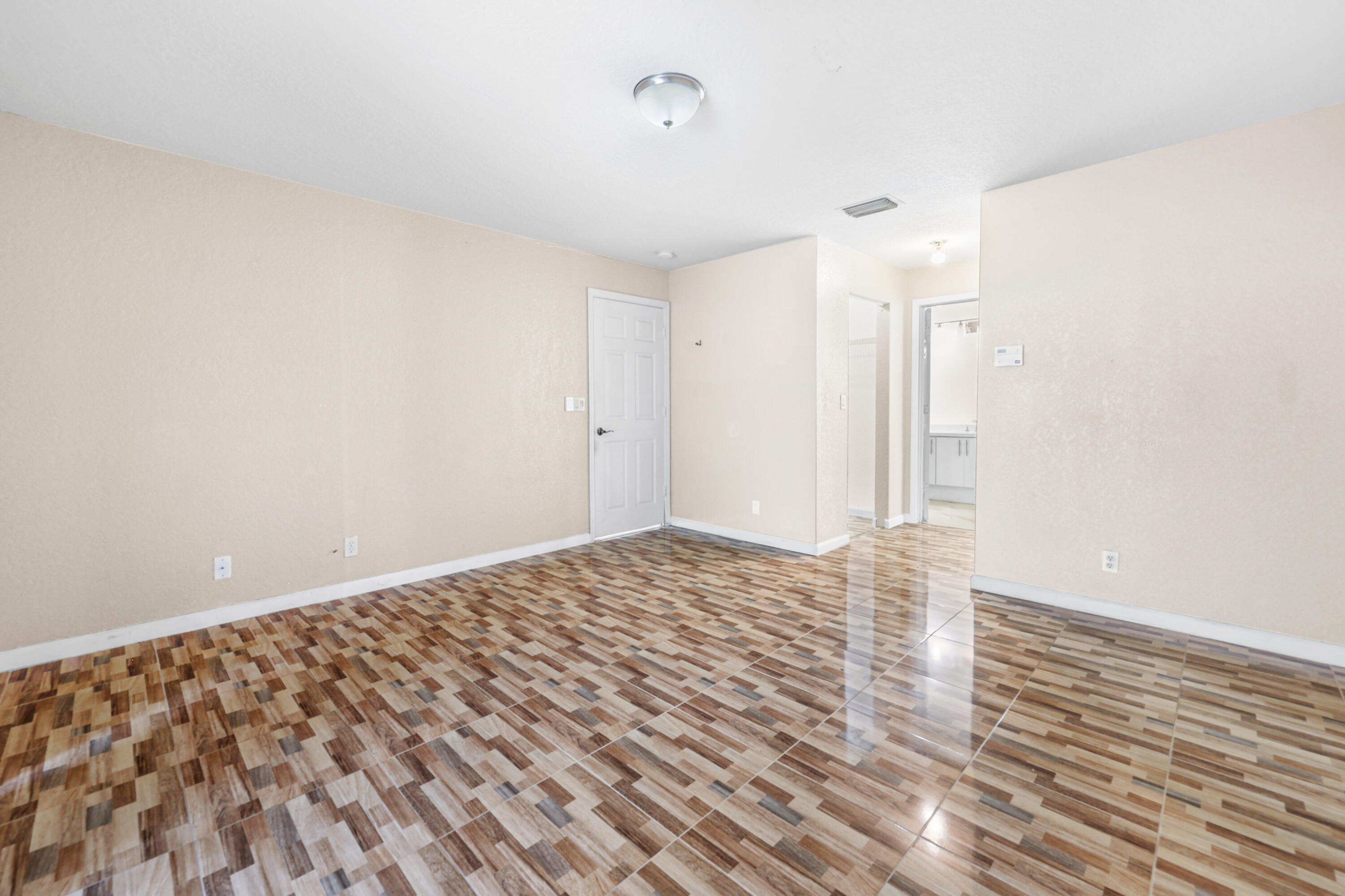 1516 Patrick Way