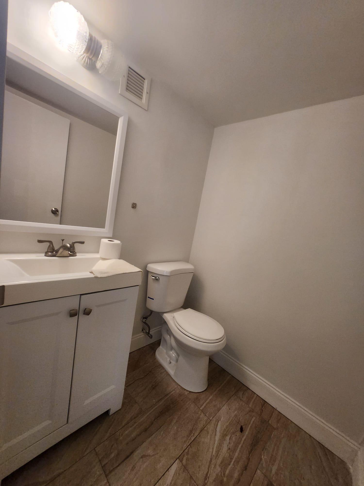 851 Three Islands Blvd Boulevard 102