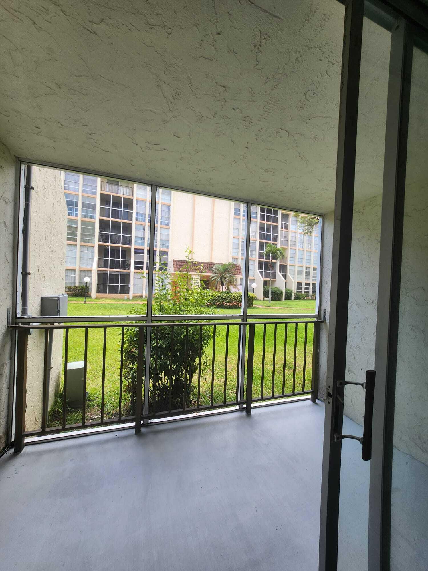 851 Three Islands Blvd Boulevard 102