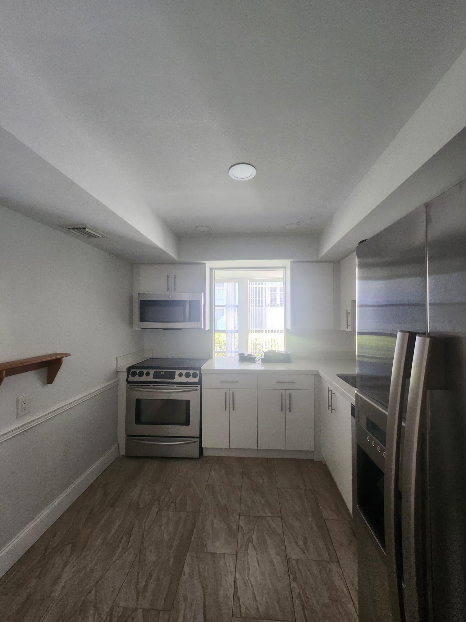 851 Three Islands Blvd Boulevard 102