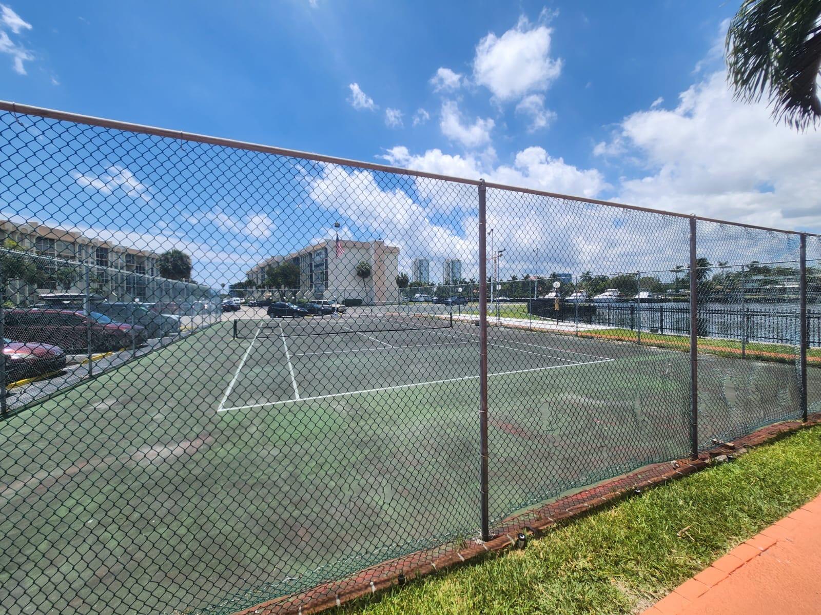 851 Three Islands Blvd Boulevard 102