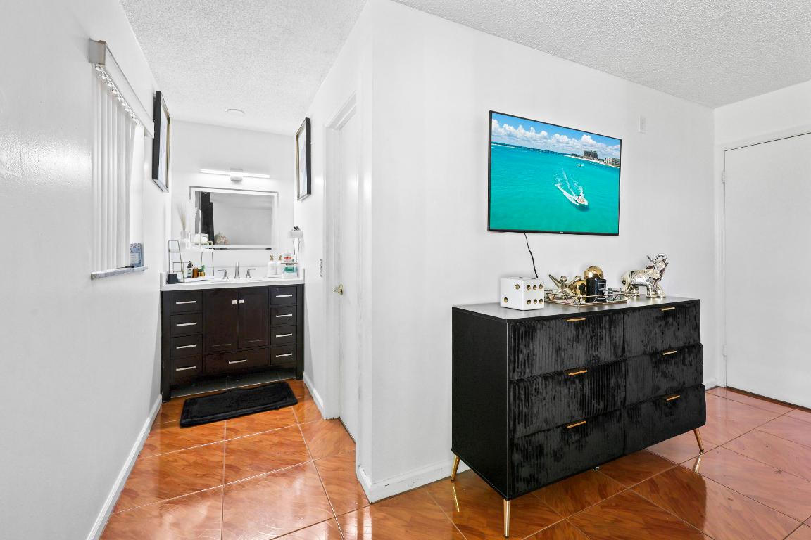 237 SW 5th Avenue, Boynton Beach