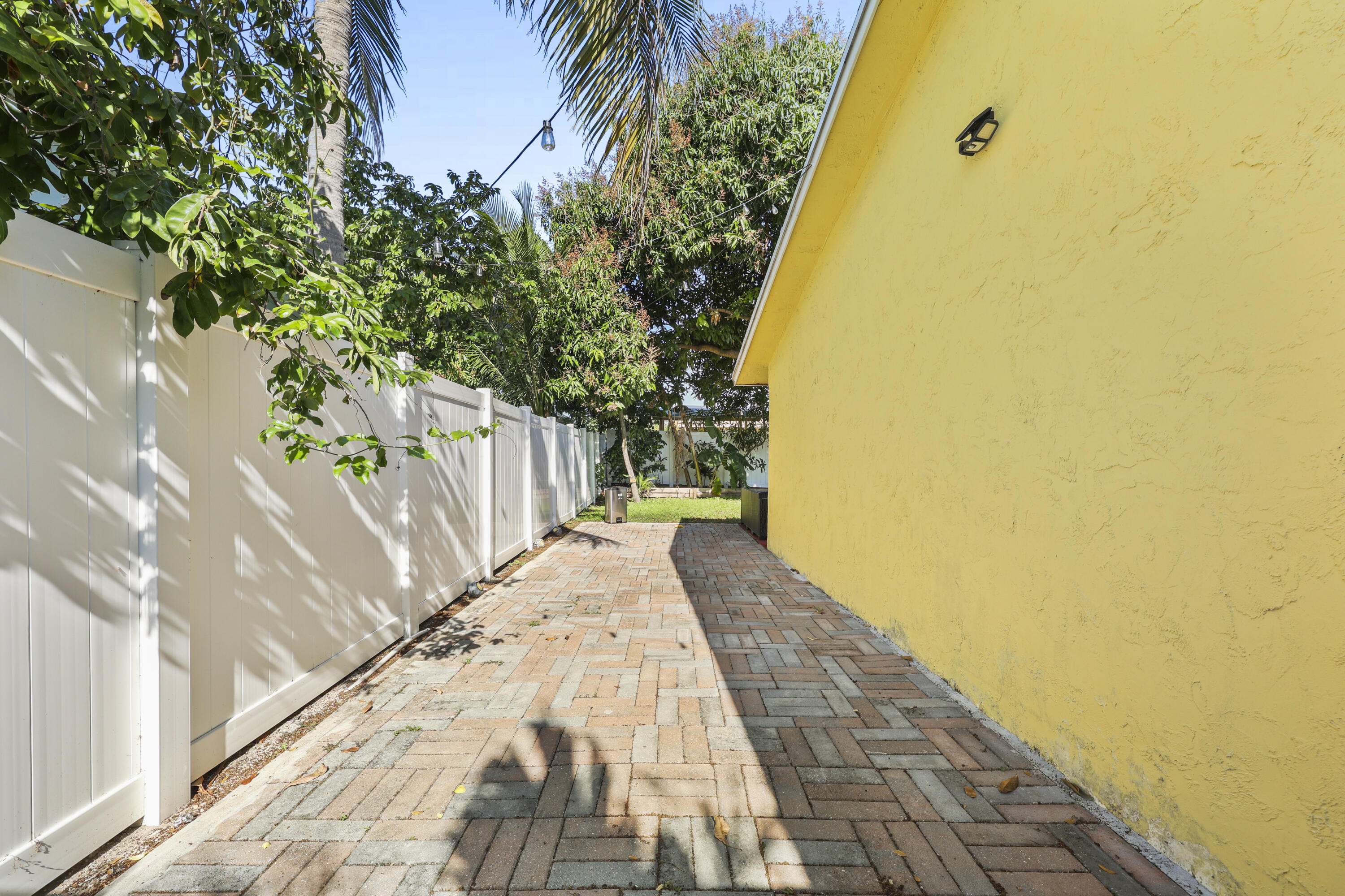 237 SW 5th Avenue, Boynton Beach