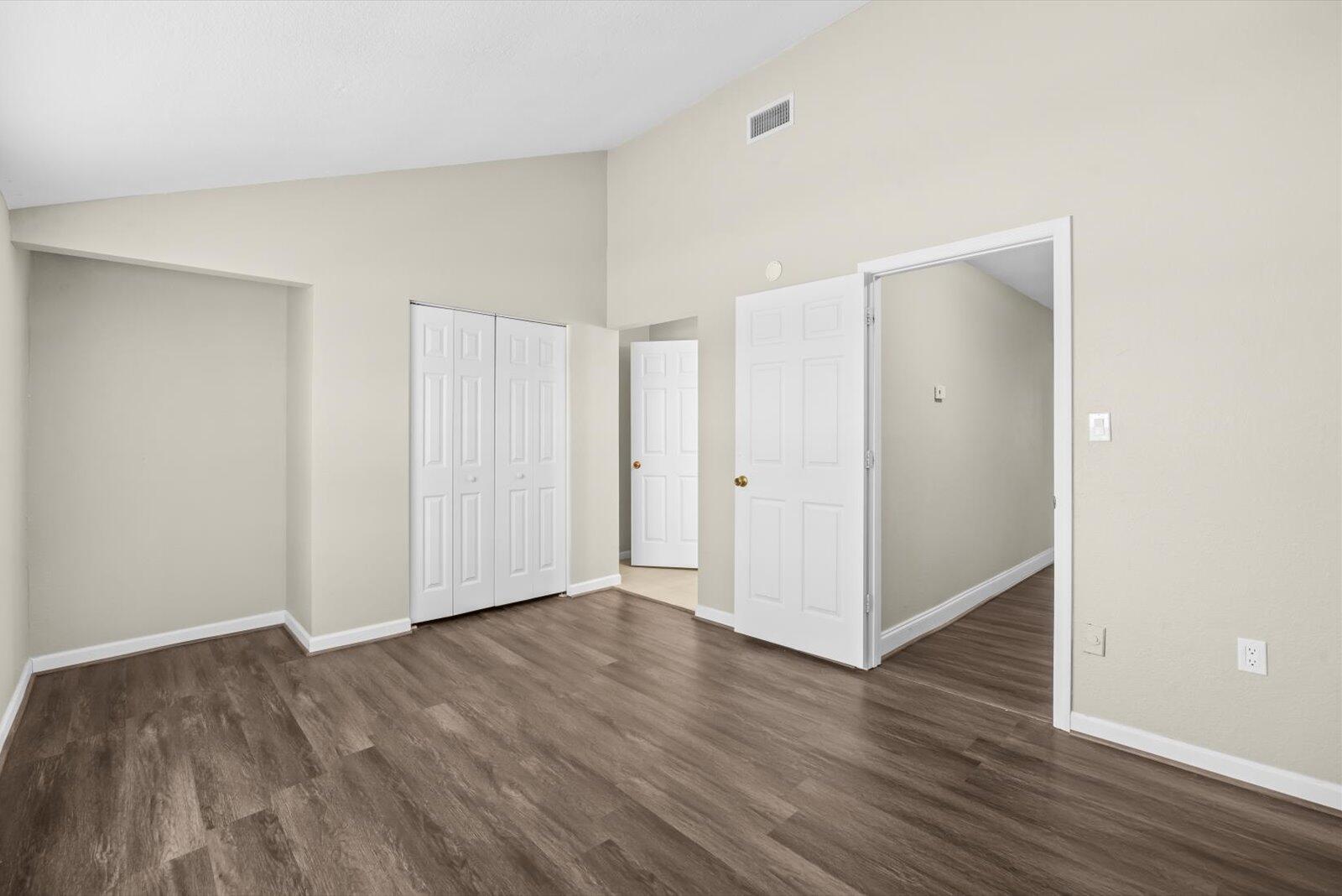 914 Shorewinds Drive C