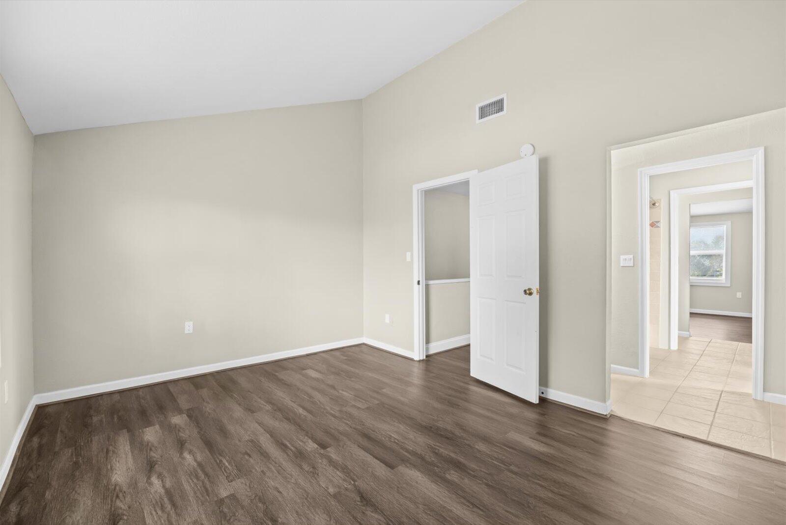 914 Shorewinds Drive C