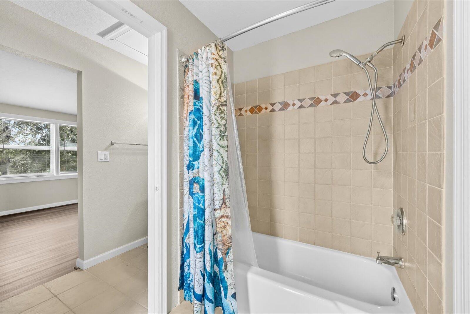 914 Shorewinds Drive C