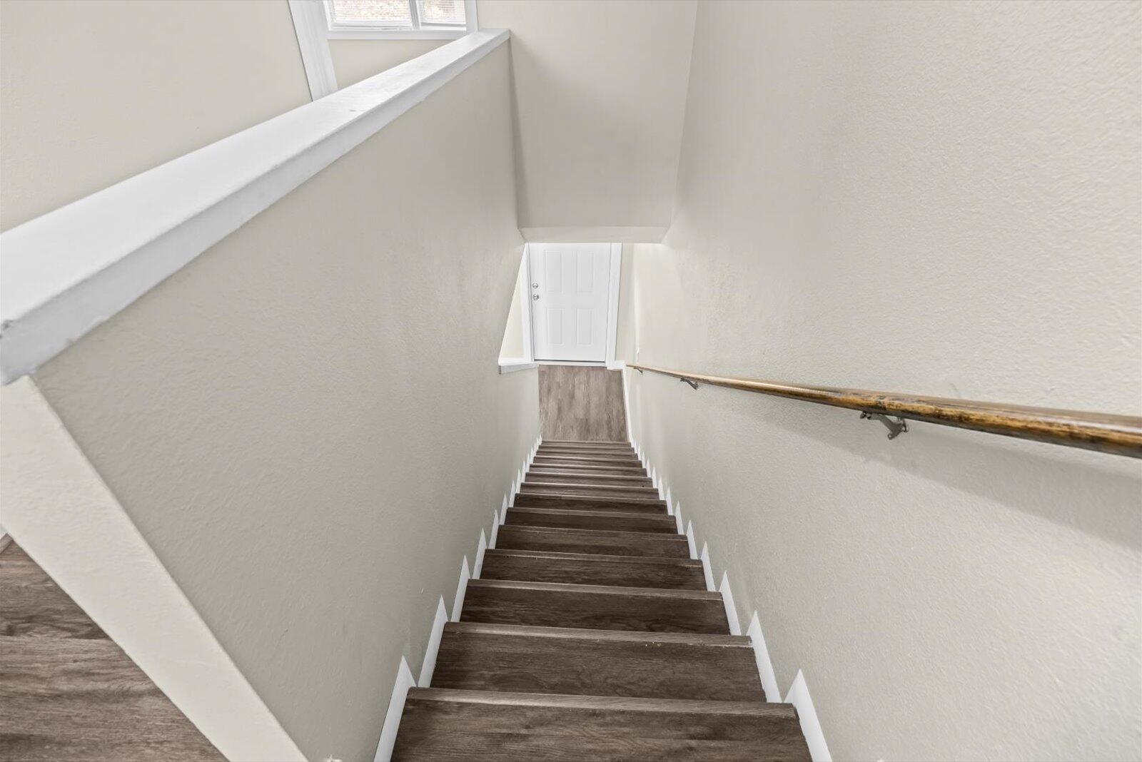 914 Shorewinds Drive C