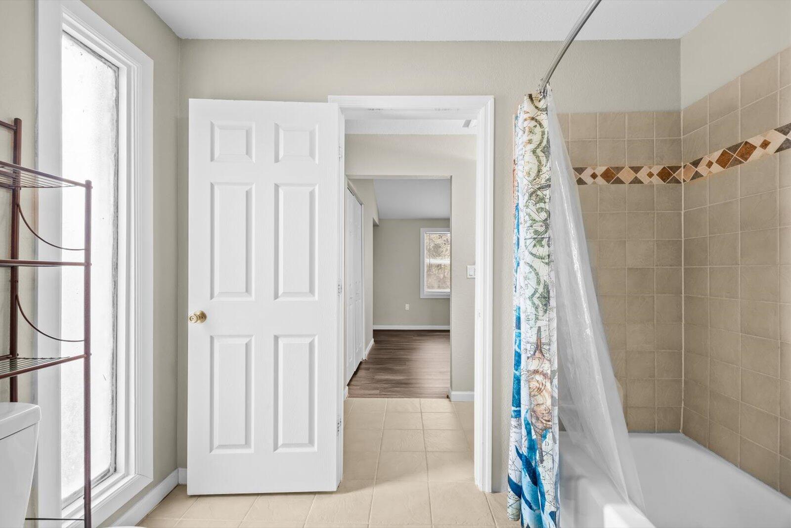 914 Shorewinds Drive C