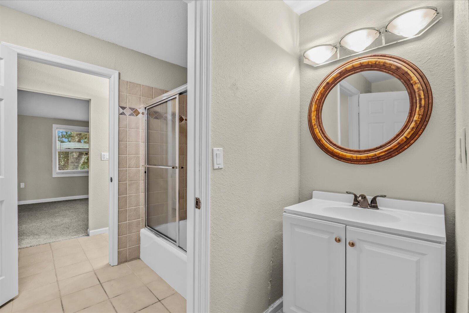 914 Shorewinds Drive B