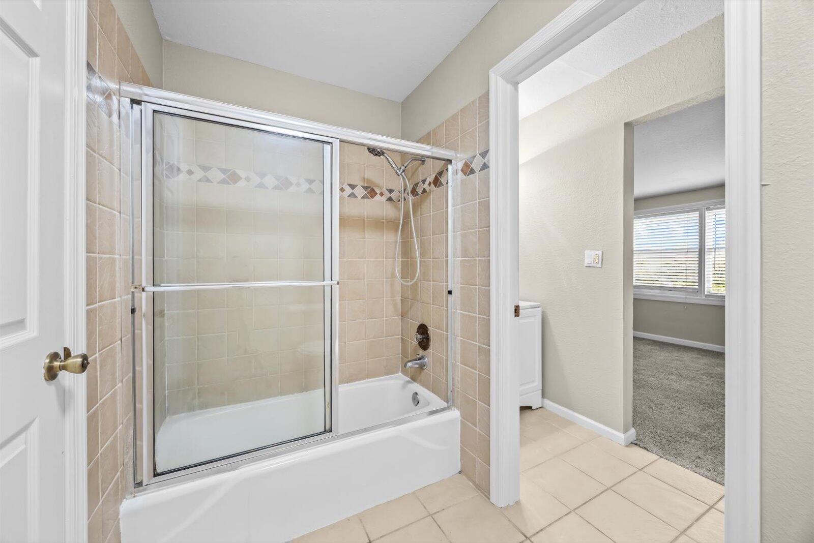 914 Shorewinds Drive B