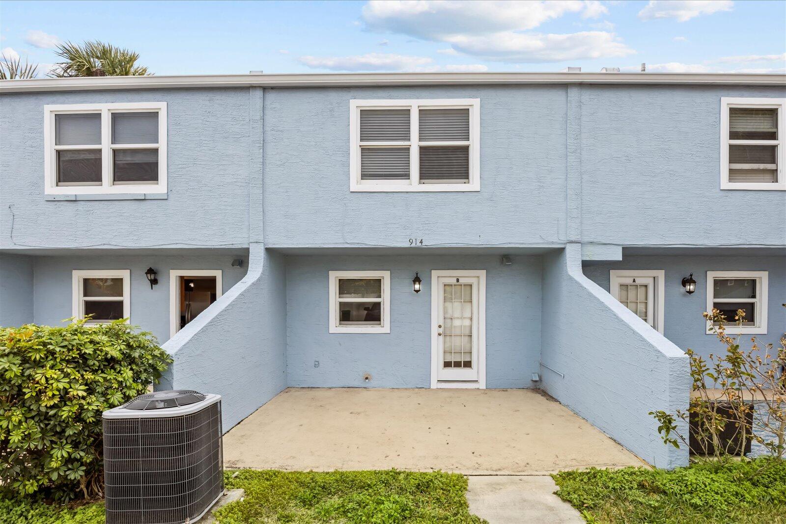 914 Shorewinds Drive B