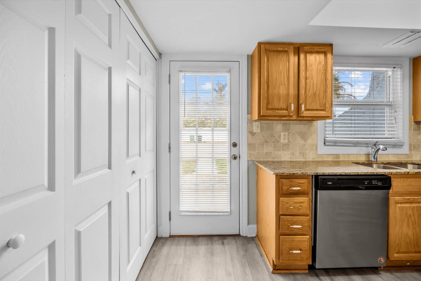 914 Shorewinds Drive B