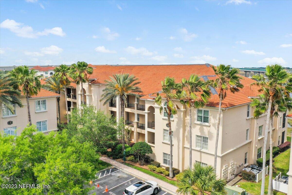 13846 ATLANTIC Boulevard, 411
