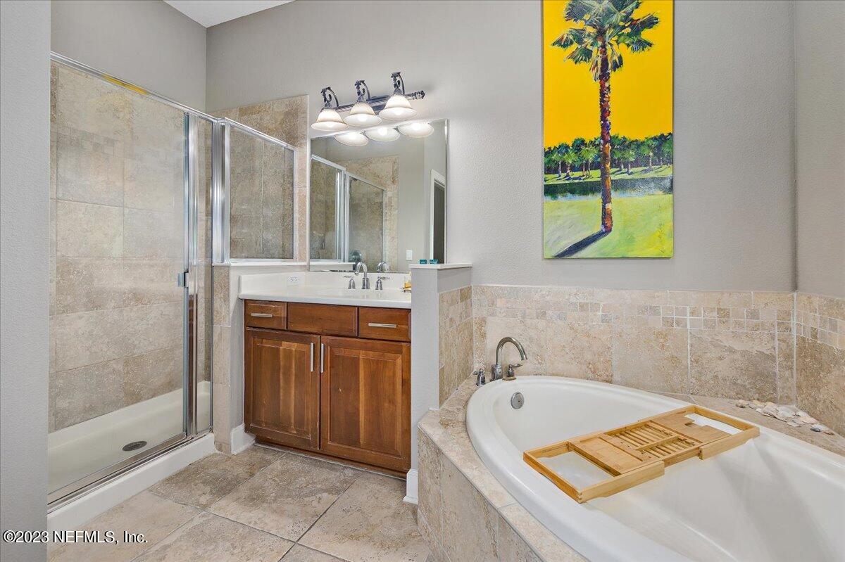 13846 ATLANTIC Boulevard, 411