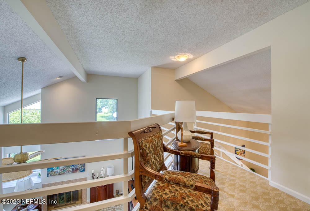 21 LOGGERHEAD Lane