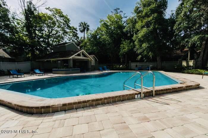 21 LOGGERHEAD Lane