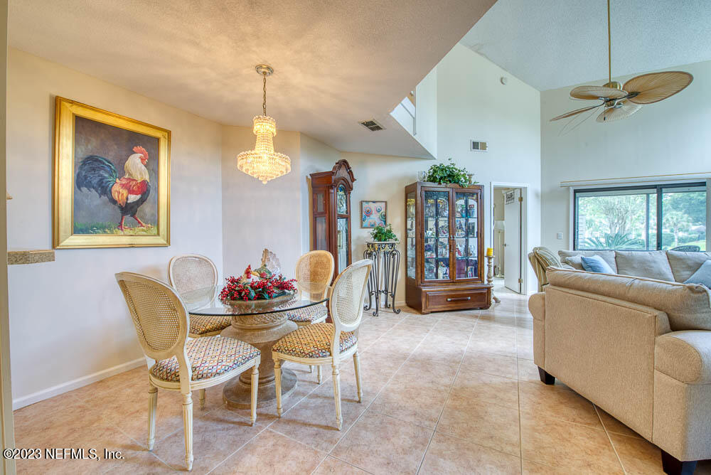 21 LOGGERHEAD Lane