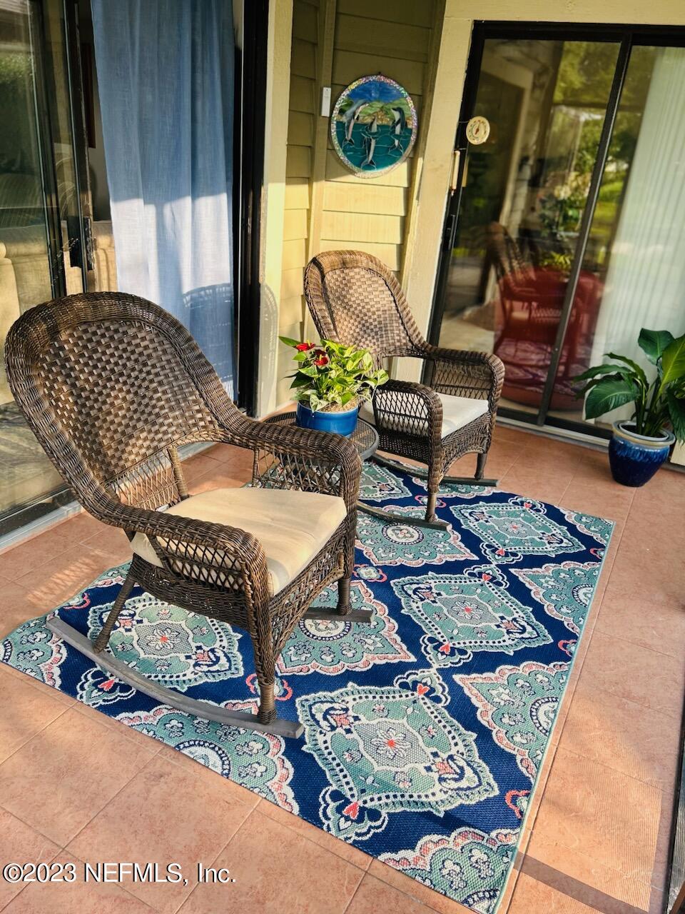 21 LOGGERHEAD Lane