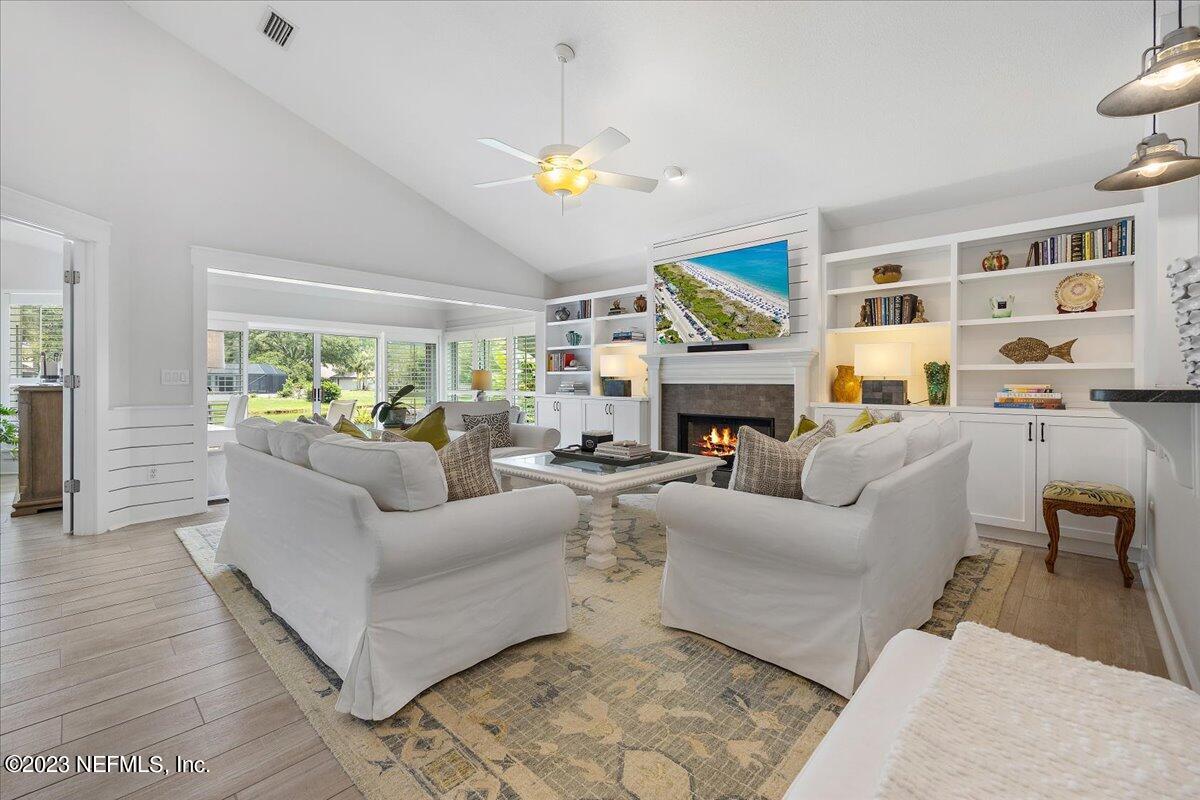 51 TROON Trace