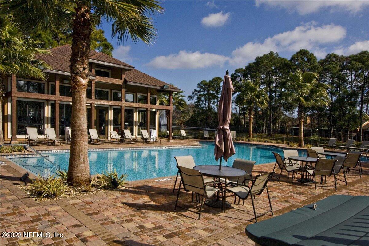 931 SEASHELL Lane