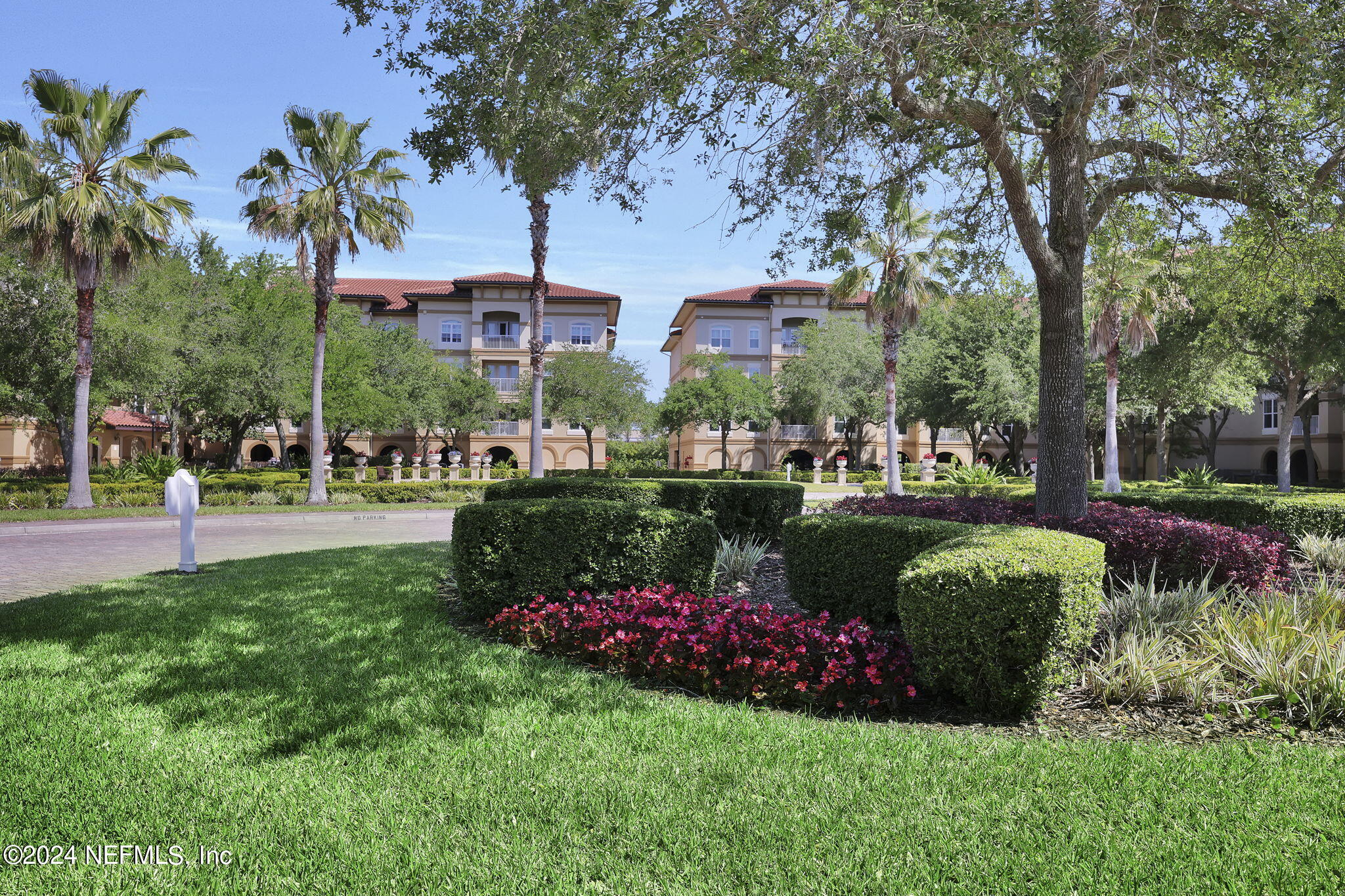 4300 S BEACH Parkway, 4113