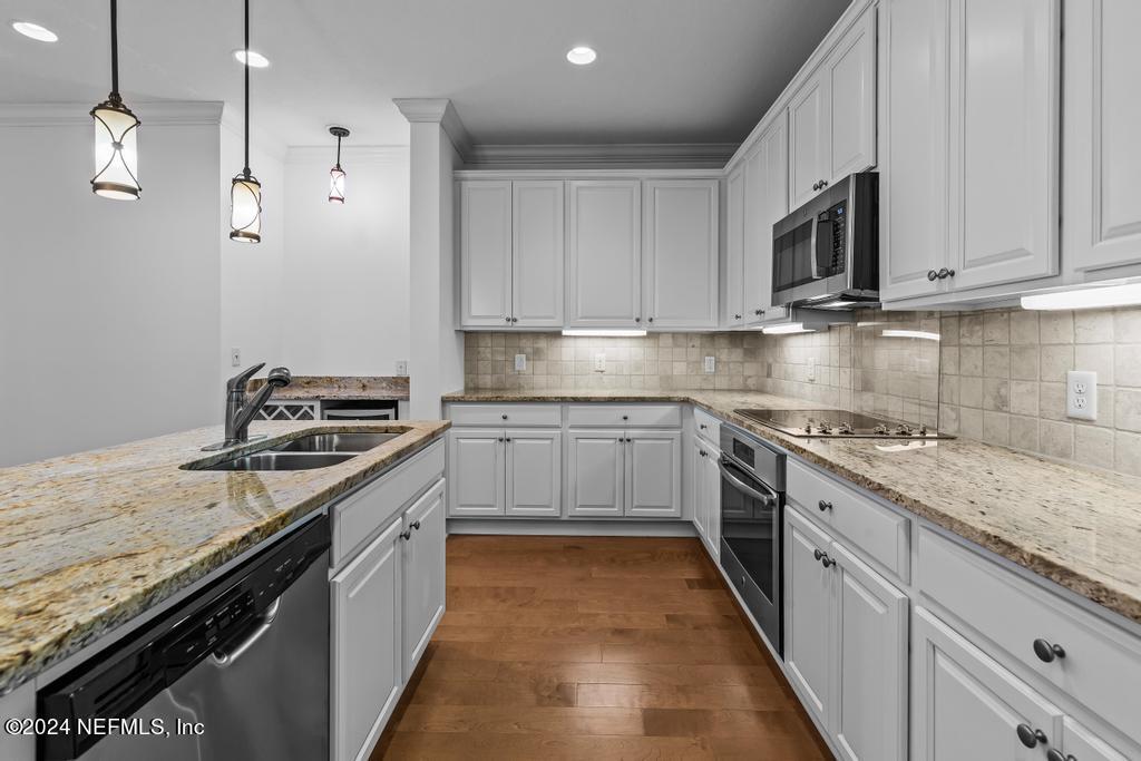 4300 S BEACH Parkway, 4113