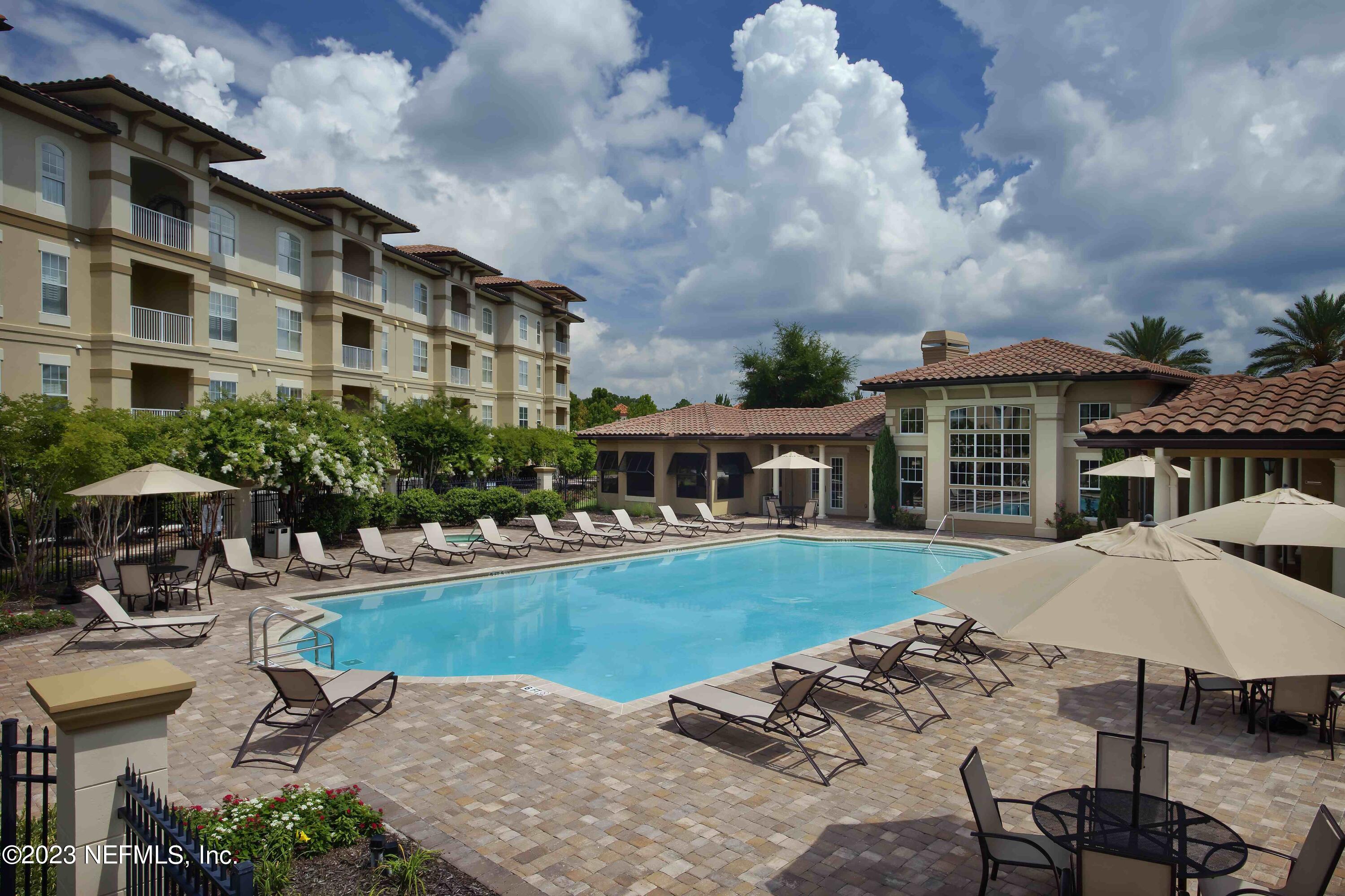 4300 S BEACH Parkway, 4113