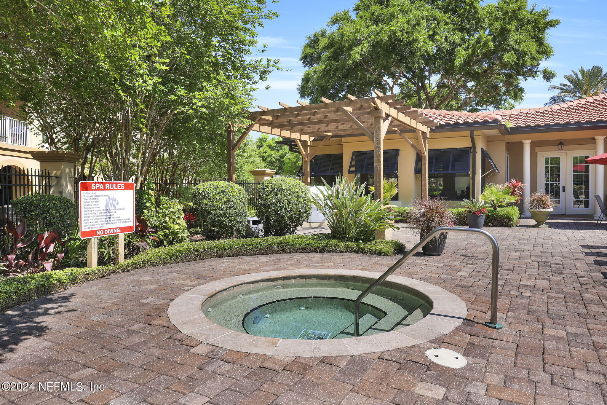 4300 S BEACH Parkway, 4113
