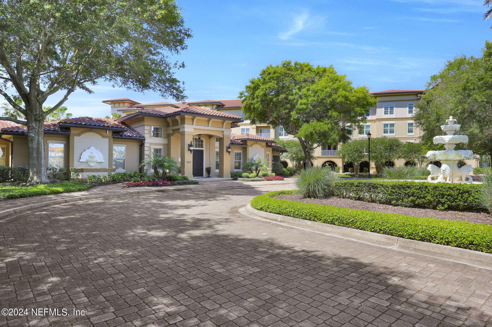 4300 S BEACH Parkway, 4113