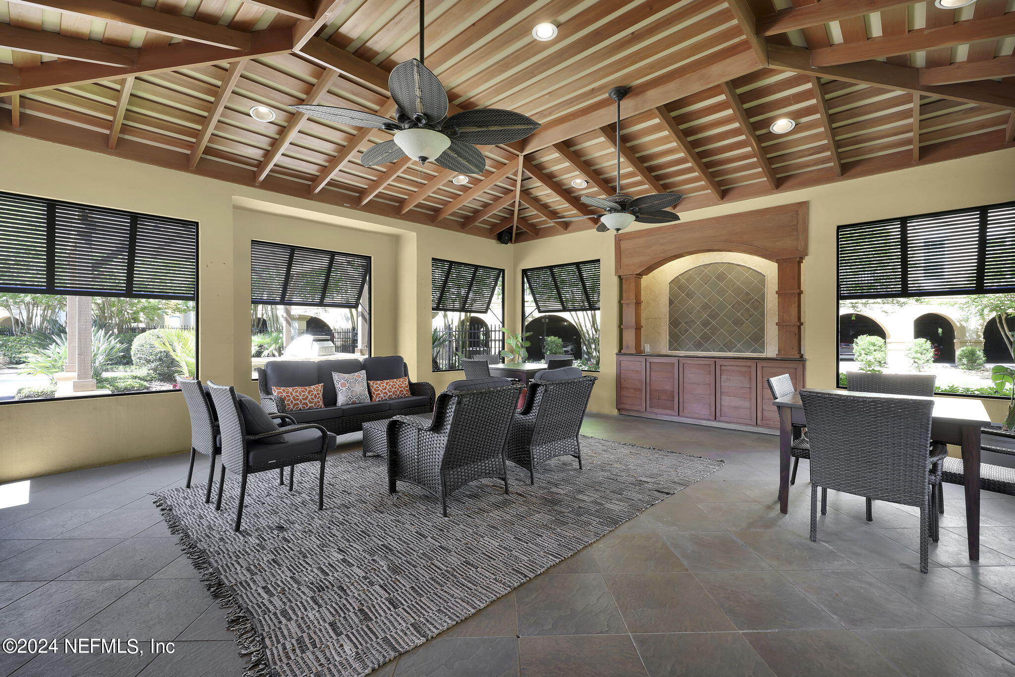 4300 S BEACH Parkway, 4113